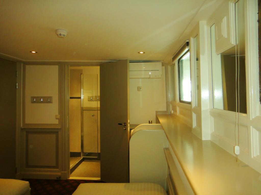 Kapitein Anna Hotel Amsterdam Room photo